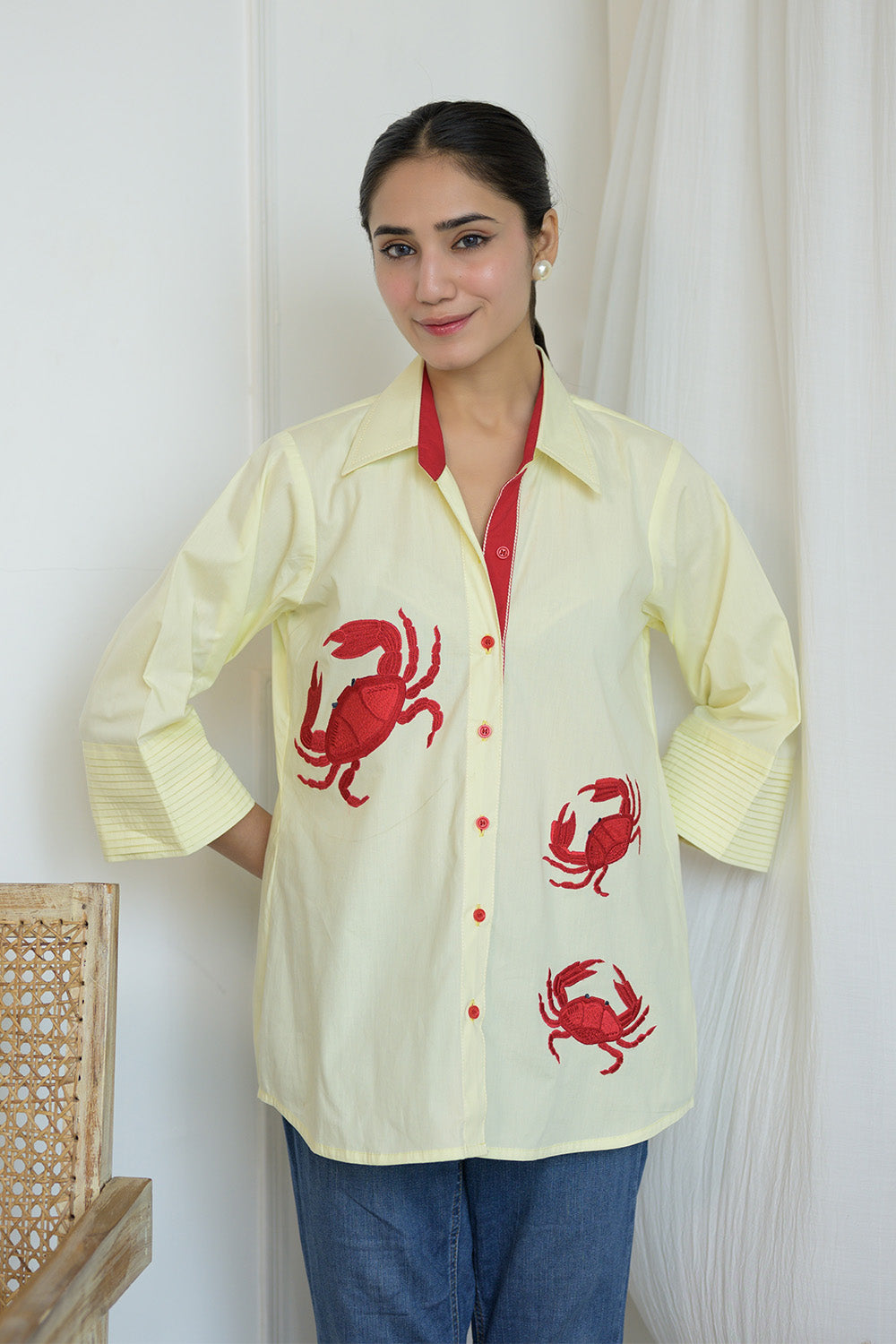 Seaside crab shirt
